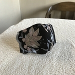 花柄刺繍生地の立体マスク