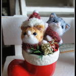 ＊Xmas　ブーツの中の２匹のねこちゃん　置物＊