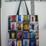 USA生地　ホフマンファブリック扉いっぱい柄トート