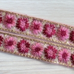 インド刺繍リボンᢂ インド刺繍/インドリボン/刺繍リボン/刺繍/リボン/シルクリボン/シルク/トリム/ブレード/ジャガード/ジャガードリボン/チロリアンテープ/レース/チュール/インド/チュールレース