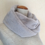 あったかねじりスヌード　ラビットグレージュ