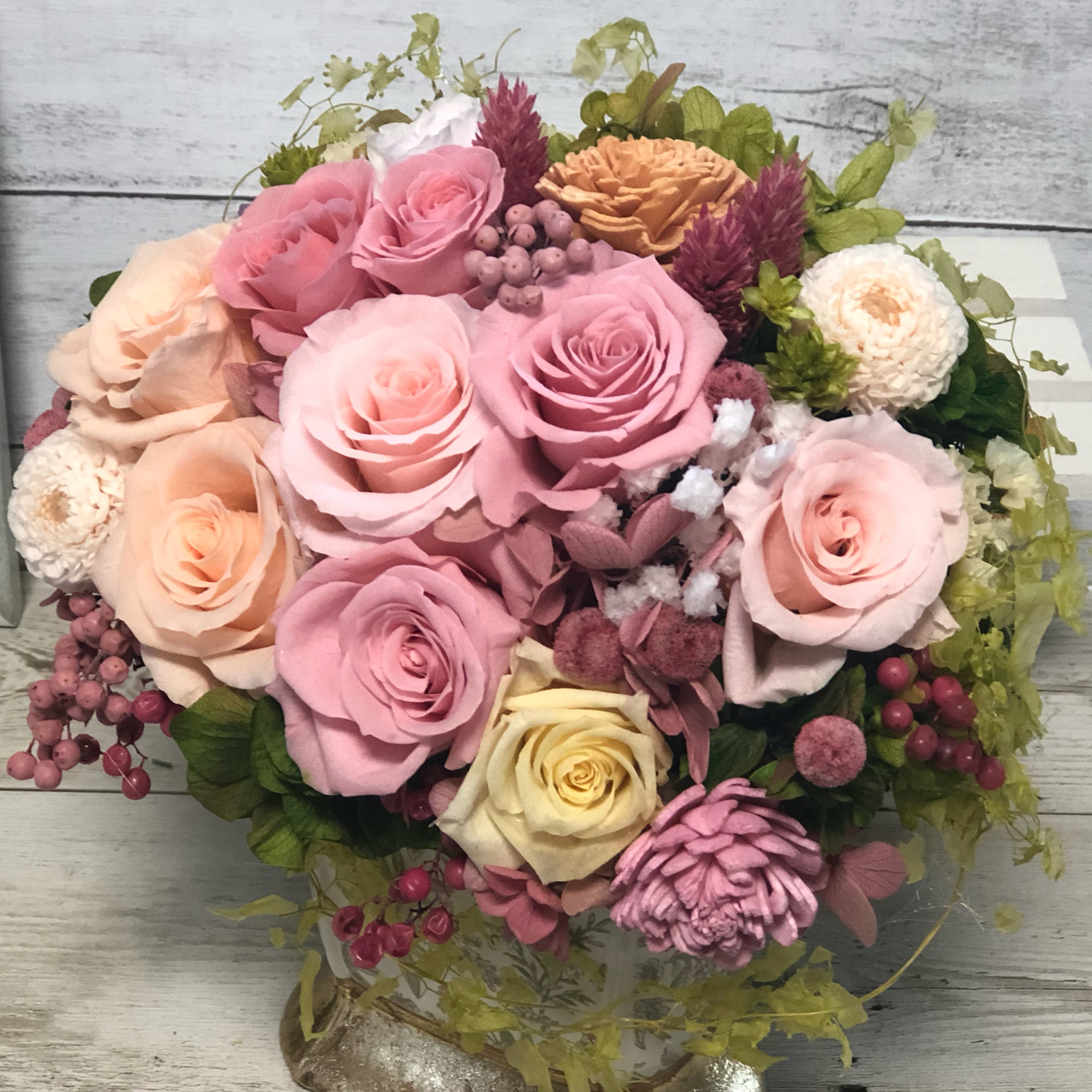 アンティークピンク たっぷりの薔薇 豪華なプリザーブドフラワー