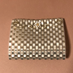 感謝価格　完成品　マスクケース（ツヤゴールド）