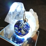 幻想ノ林檎　中玉　ラピスラズリ【レジン　ネックレス　キーホルダー　インテリア】