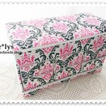 damask square furniture