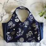 再販★ナイロンエコバッグ　北欧刺繍風花柄(ネイビー)Mサイズ