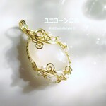 ムーンストーンペンダント（ワイヤージュエリー☆ワイヤーアクセサリー☆ワイヤーラッピング天然石ネックレス）