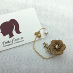 【再販2】ゴールド　紙花とイヤーフック　チェーン付き　右耳用　イヤリング ・ピアス　