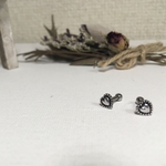 シルバーハートのシンプル軟骨ピアス①