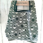 波間にゃんこ【コンビニ弁当サイズ】レジ袋型エコバッグ