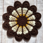 送料込み　ブラウン系　花座布団　円座　クッション　おざぶ　マット　チェアパッド　毛糸