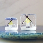 ペンギンさん in キューブアイス ピアス【イヤリング変更可能】