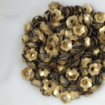 スパンコール 5mm 約680枚(約5g) 花カップ マット ゴールド 金色 (SFC05MGLSH00)