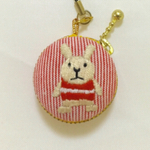 手刺繍マカロンケース《うさぎ》
