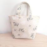 レースフラワーのトートバッグ　white