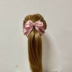 ピンクベージュのプリンセス風大人可愛い大きなヘアリボンポニーフック　パール付