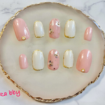 【No.010】上品/ピンク/フラワー/ホワイト/ゴールド/ワンカラー/シンプル/オフィスネイル/大人/可愛い/ネイルチップ/デート