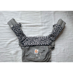 レオパード　グレー　抱っこ紐カバー2点セット