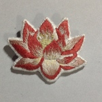 手刺繍ブローチ〜蓮/紅樺色〜