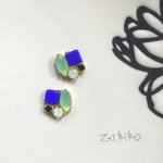 チェコガラスのビジューピアス