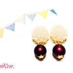 【人気♡】再販①白ダリアのお花 pierce／earring＊艶消しレッド＊ゴールド