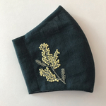 残りわずか　♢緑♢ ミモザの刺繍マスク　おしゃれマスク　女性用マスク　　おしゃれマスク　布マスク　冬マスク　秋マスク　オールシーズン　