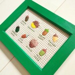 (Y様ご予約品)ドングリ刺繍の壁飾り