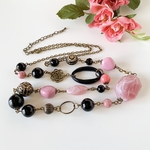 ＊ブラック×ピンク＊のロングネックレス 