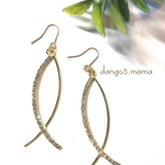 2点限定☆300円☆ゴールドチャームのピアス/イヤリング