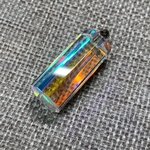 虹の結晶 ビビッド八面柱型　ペンダントトップ VD-466