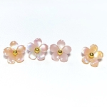高品質ピンクシェルAAA　桜　8ｍｍ　チャーム　２個　ハンドメイド素材