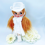 真っ白コーデュロイスカートつなぎとホワイトデニムテンガロンハットのセット