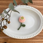 chorotorabooさま専用ページ＊ウール刺繍の一輪のお花のブローチ＊ふわふわ コーラルピンク
