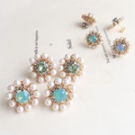 pearl flower bijou