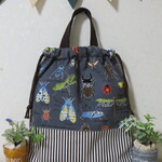 ☆新作☆　昆虫大集合　グレー　巾着袋　持ち手付きお着替え袋　体操着袋　体育袋　入園入学　サイズオーダー