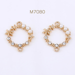M7080  24個  パール＆ラインストーンチャーム コネクターチャーム 花輪 2カン 18×21mm ゴールド  3×【8ヶ】
