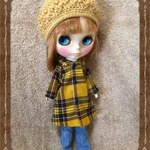 ブライスのアウトフィット（タータンチェックのコート）