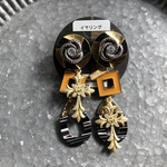 セール【イヤリング】レトロチックな色合いピアス