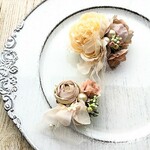 親子コサージュ（ローズ・ベリー＆レースのアンティーク風コサージュ
