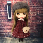 ふんわりシルエットのワンピースセット（レッド系）