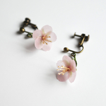 和紙の花「大和の桜 -未来- 一輪」  イヤリング / ピアス