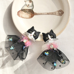 猫ドレス　ピアス　イヤリング　ハチワレ猫　黒猫　レア　昭和レトロ　レトロ　レトロポップ　ファンシー　ゆめかわ　ボタン　猫　アクセサリー　動物　アニマル