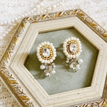 「ivory white」ビーズ刺繍ピアス/イヤリング