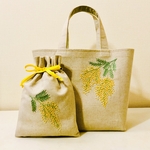 限定１点 ハッピーバッグ 新作 刺繍 ミモザ トート バッグ とポーチのセット ＜生成り＞ 