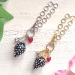 (ｽﾜﾛ/B)ごろっと大きないちごのバッグチャーム