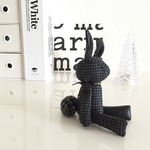 monotone rabbit　(no.20)