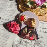 red flower ﾎﾞﾀﾝﾋﾟｱｽ  ﾎﾞﾀﾝ ｲﾔﾘﾝｸﾞ 刺繍ﾘﾎﾞﾝ
