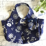 再販★ナイロンエコバッグ　北欧刺繍風　花柄(ネイビー)Mサイズ  