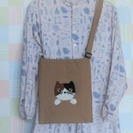 三毛猫さんのサコッシュ