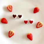  ❤︎バレンタインピアス❤︎ぷっくりハートのチョコレートの一粒スタッドピアス
